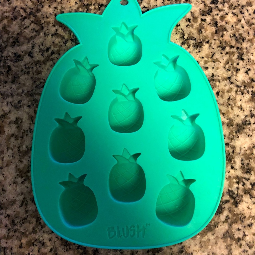 Silicone Pineapple Ice Mold
